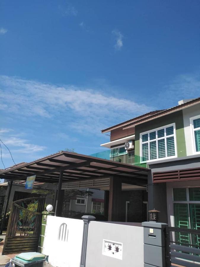 Farisha Homestay Alor Setar Ngoại thất bức ảnh